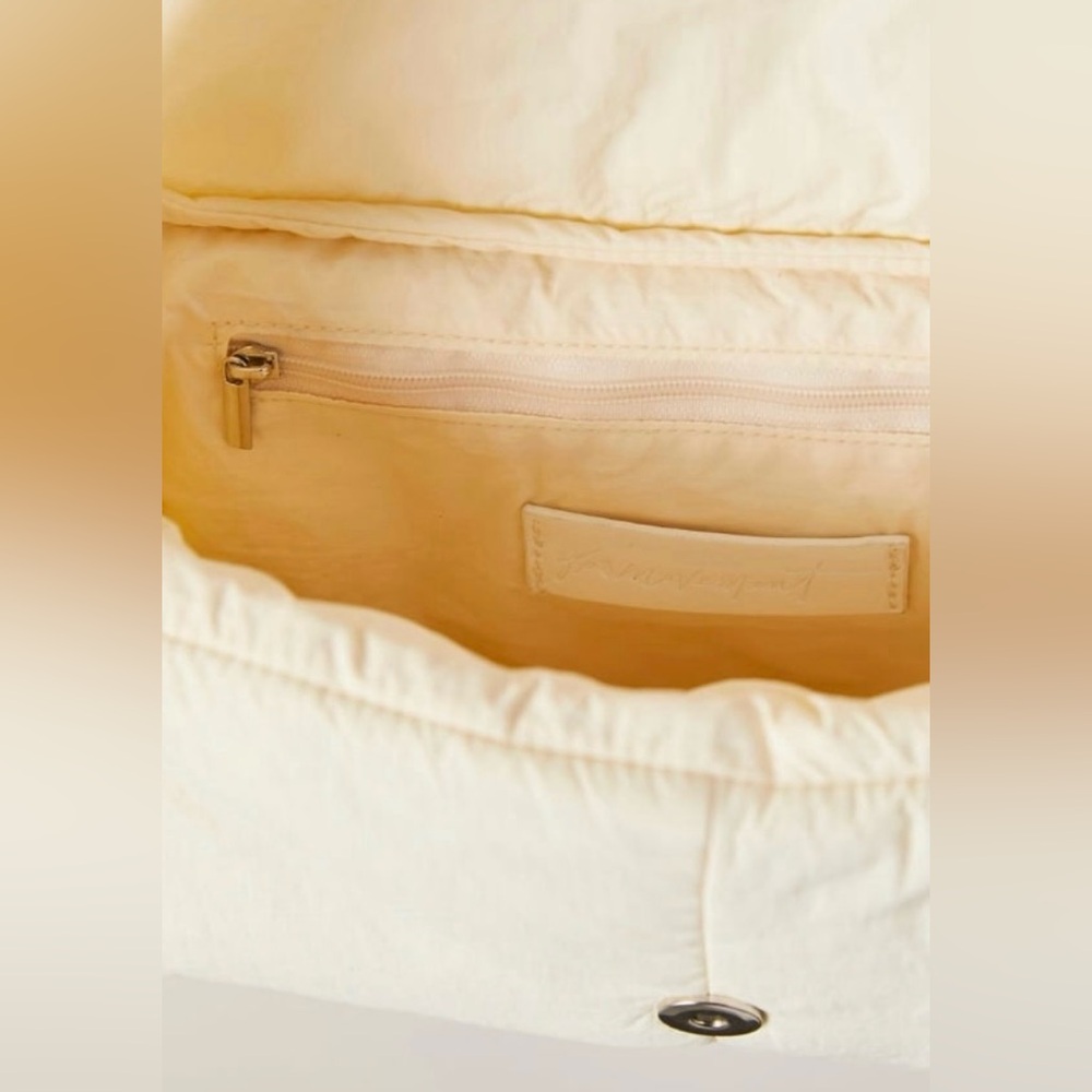 ‼️‼️ S O L D ‼️‼️ Free People ~ ‘Puffy Muff Crossbody’ Bag/Purse *NWT* - Picture 6 of 12